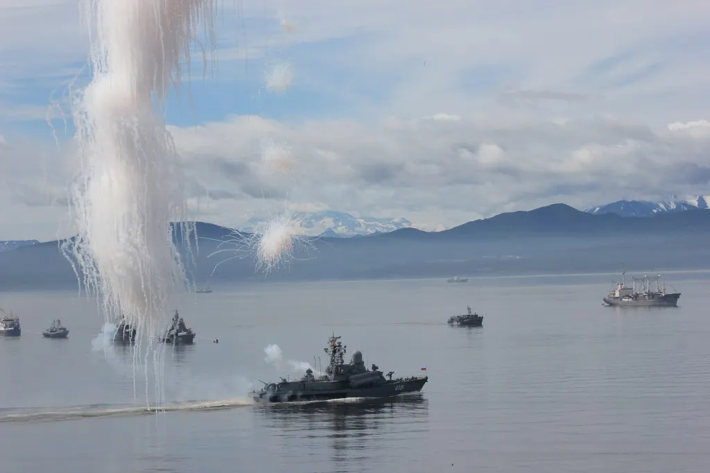 Яровая поздравила моряков и морпехов Камчатки с 330-летием ВМФ